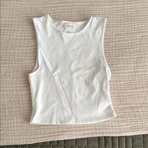 Aritzia White Sleeveless Fitted Crop Tank